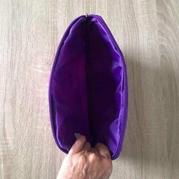 NWOT … Cosmic Galaxy Padded Pencil Pouch - Picture 3 of 3